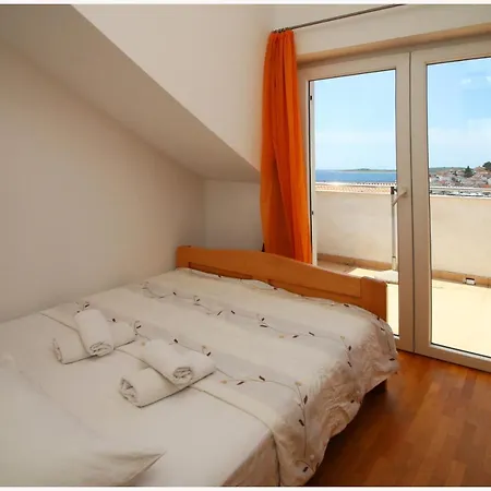Guest house Lav Primosten