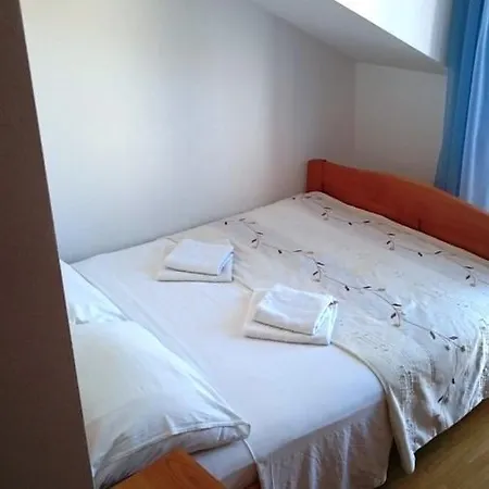 Lav Primošten