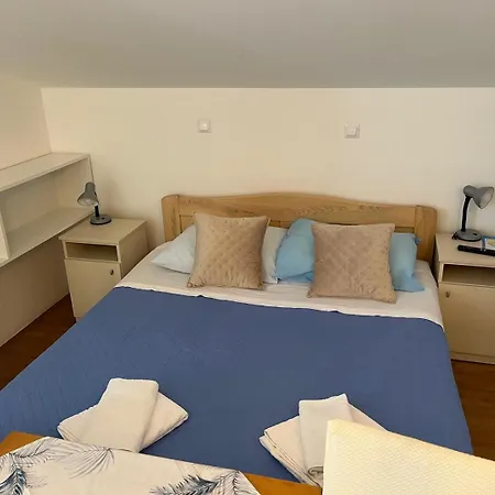 Lav 3* Primošten