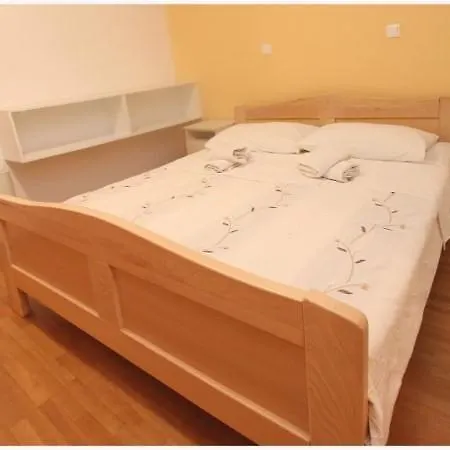Lav Primošten