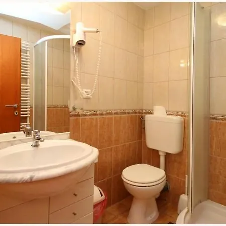 Gasthof Lav Primošten