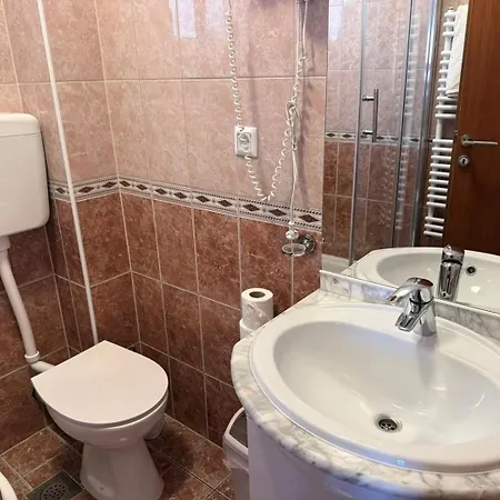 Lav 3* Primošten