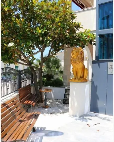 Lav פרימוסטן