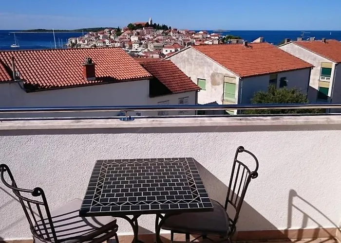 게스트하우스 Lav 3*